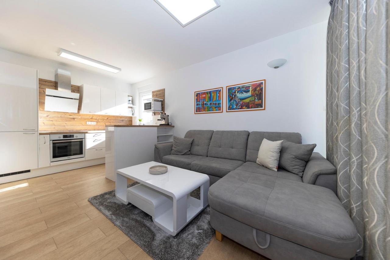 Joy 2 Apartment Novalja Zewnętrze zdjęcie